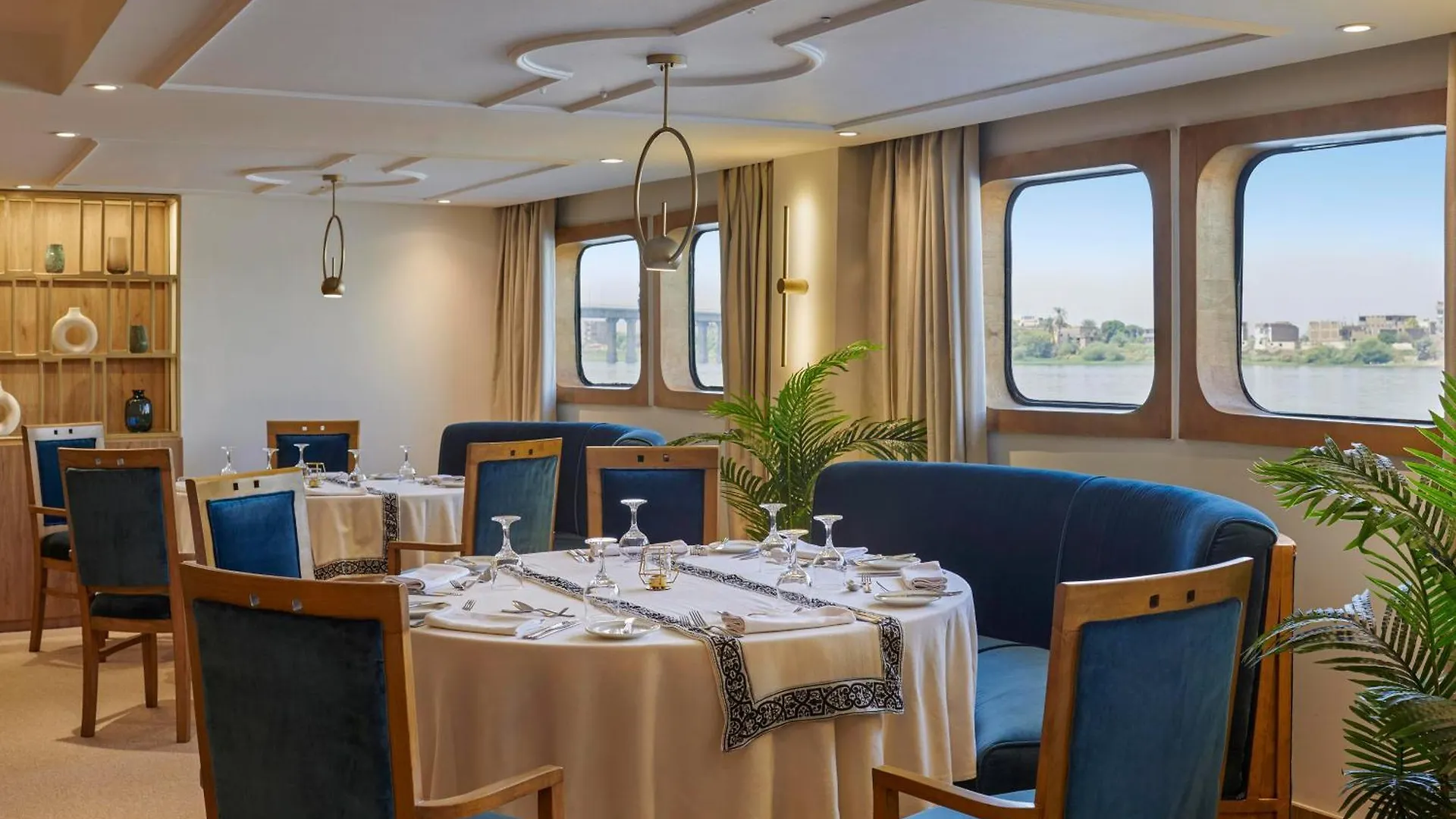酒店 Moevenpick Royal Lotus Nile Cruise, Every Monday Four Nights From Luxor, Every Friday Three Nights From Aswan - Including Excursions & Sightseeing